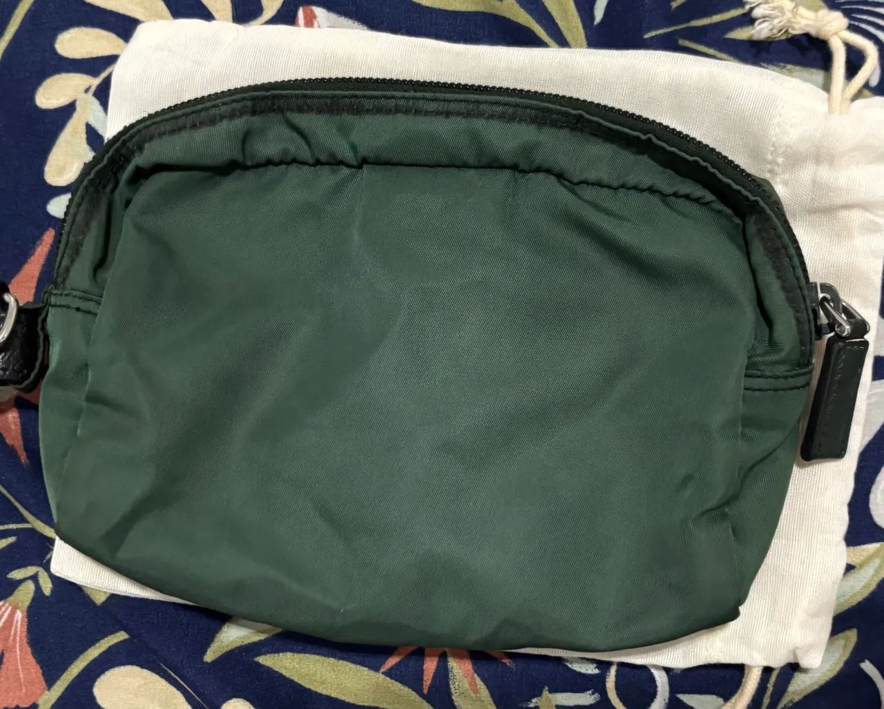Bolsa Pochete Necessaire Prada - Foto 2