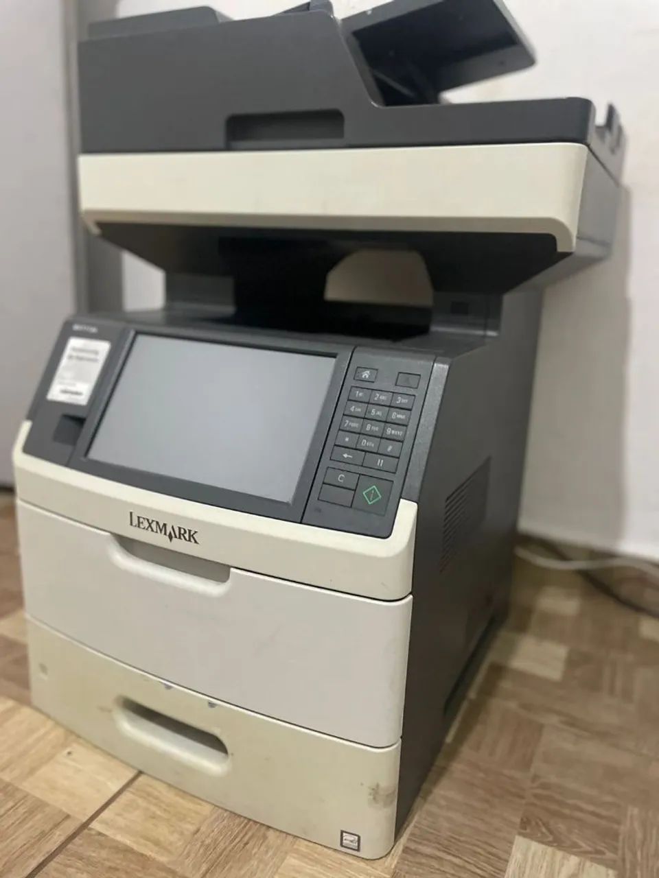 Impressora multifuncional Lexmark Mx711(usado)