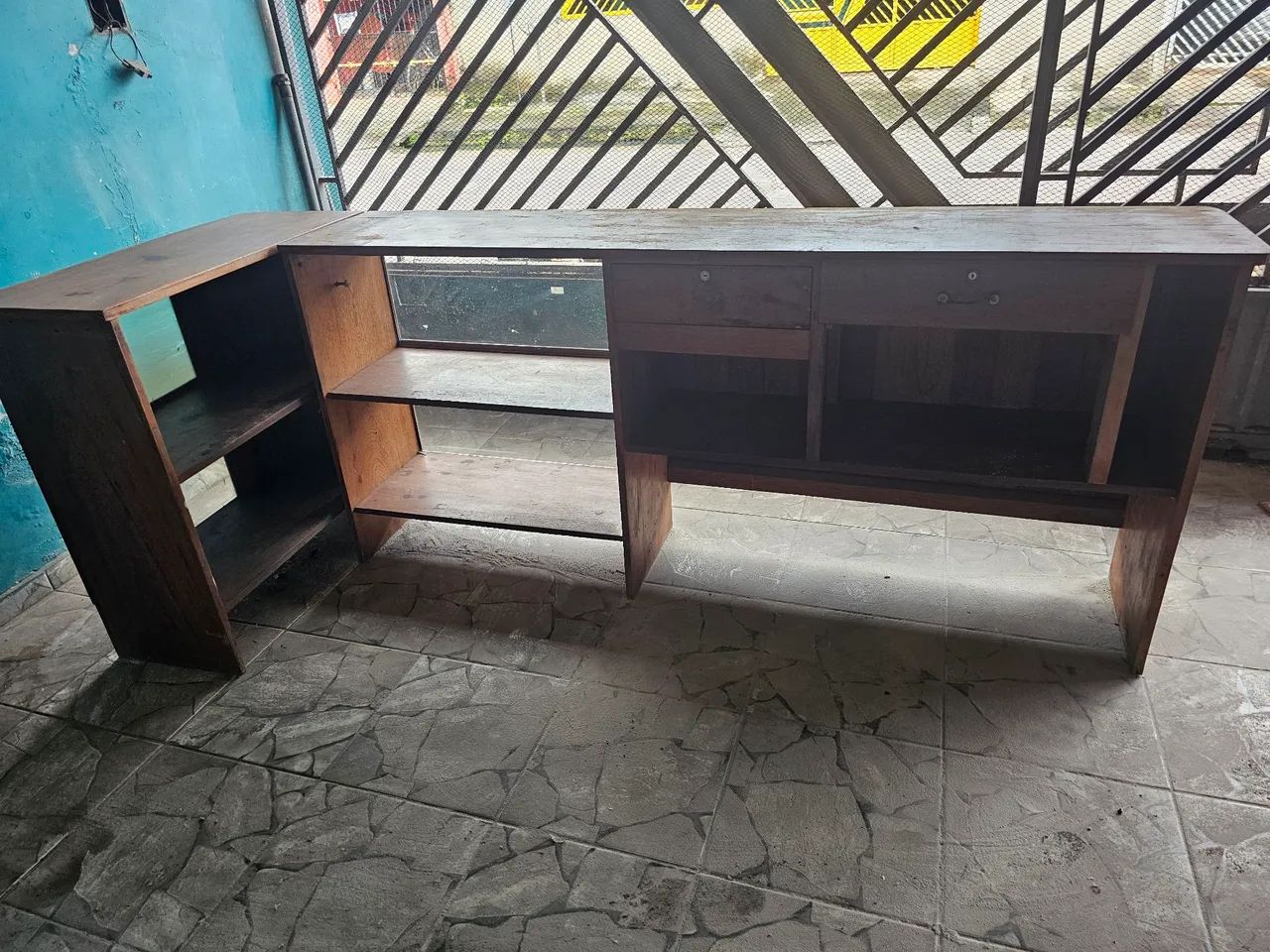 Vendo balcão expositor em angelim  - Foto 2