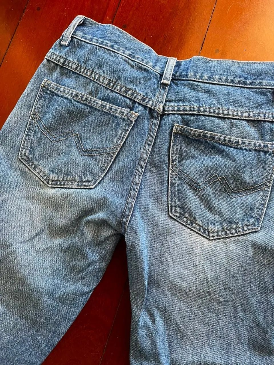 calça jeans feminina reta cintura alta azul estonada - Foto 3