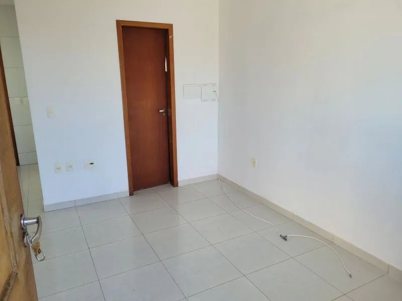 Aluguel - Sobrado geminado com 2 demi-suítes. - Foto 4