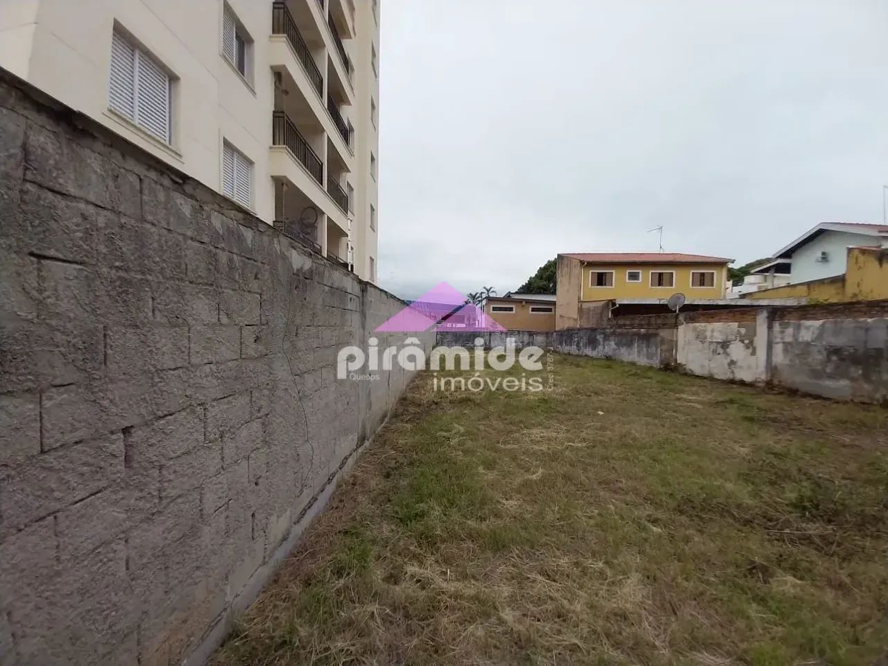 Terreno para alugar, 300 m² por R$ 1.000,00/mês - Parque Industrial - São José dos Campos/ - Foto 3