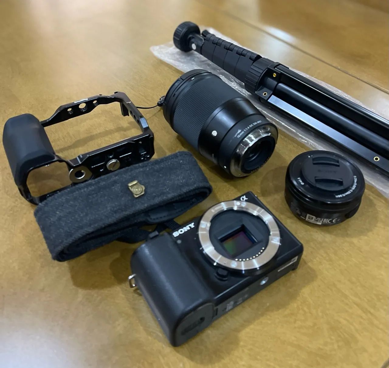 câmera Sony ZV-E10
