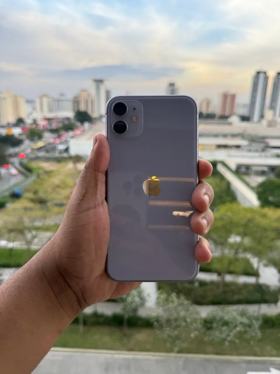 11 ROXO DE 128GB USADO - Foto 4