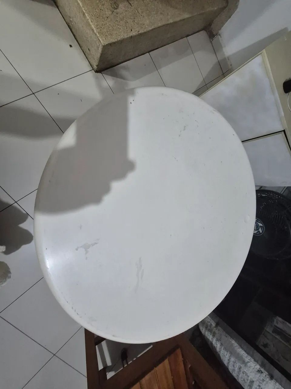 Mesa pequena de plástico  - Foto 2