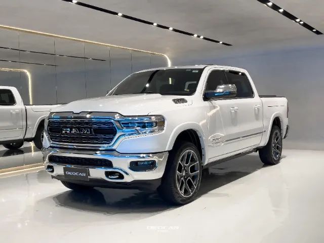 Ram 1500 1500 LIMITED 5.7 CD 4x4 Aut. 2023