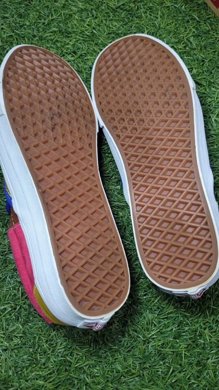Tênis Vans Classic Slip-On Pride Patchwork 40 Usado Original - Foto 3