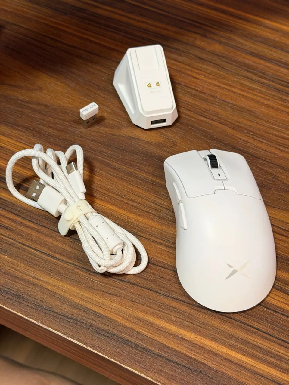 Mouse Delux M900 branco