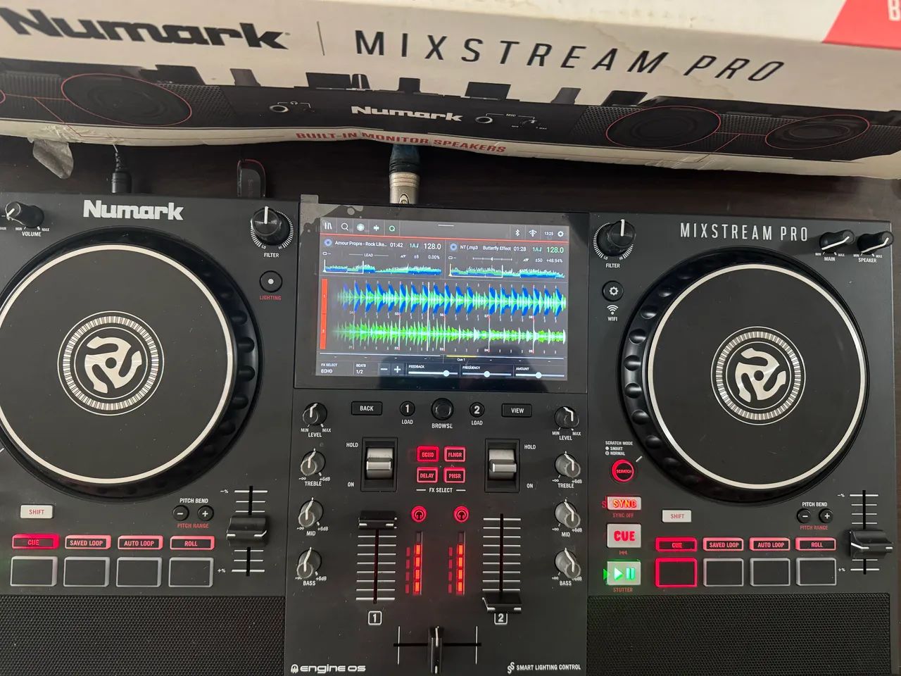 Controladora Numark Mixtream Pro ( pendrive, cartão de memória e software) - Foto 3