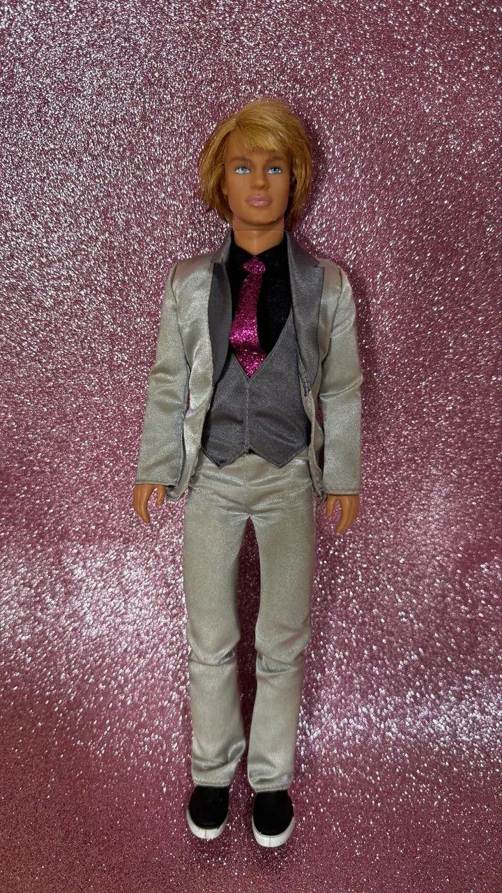 Boneco Ken (Barbie Moda e Magia) - Foto 4