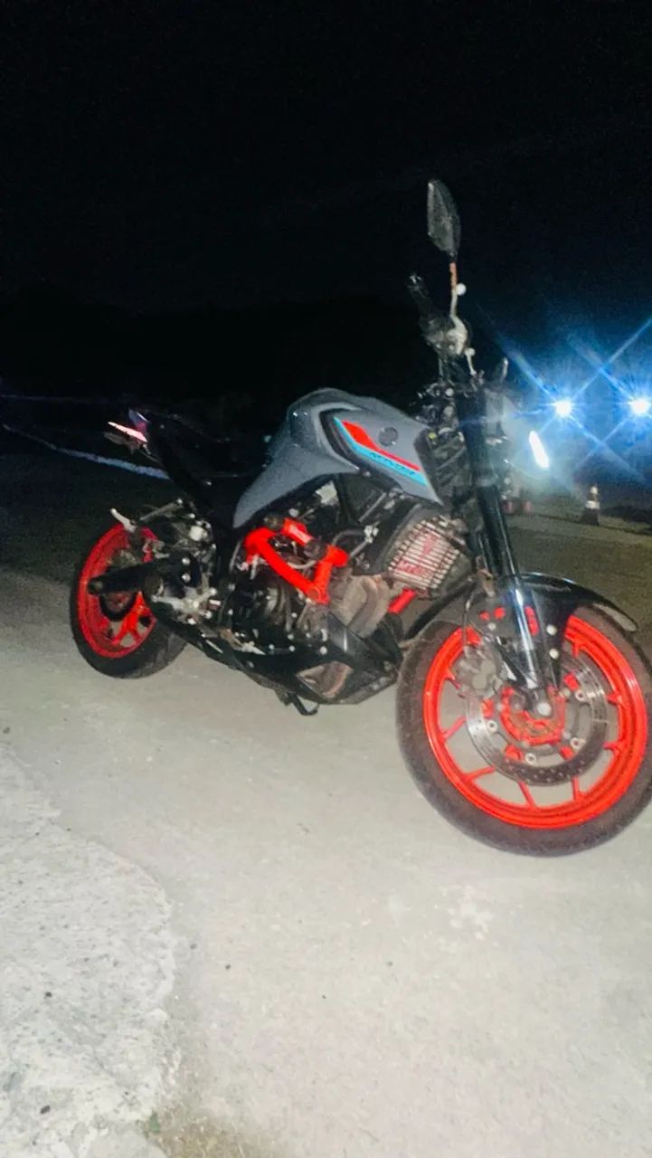 VENDO MT 03 - ou troco por VERSYS 650 TOURER 2023 - 2025 - Foto 3