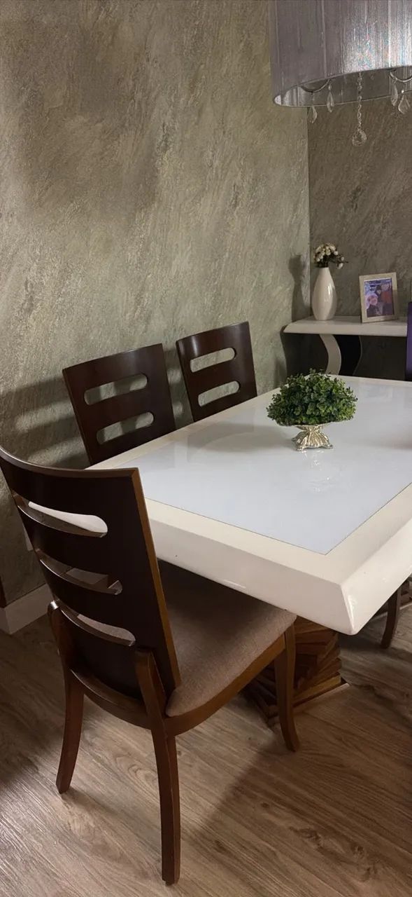 MESA DE JANTAR 6 CADEIRAS - MARCENARIA 