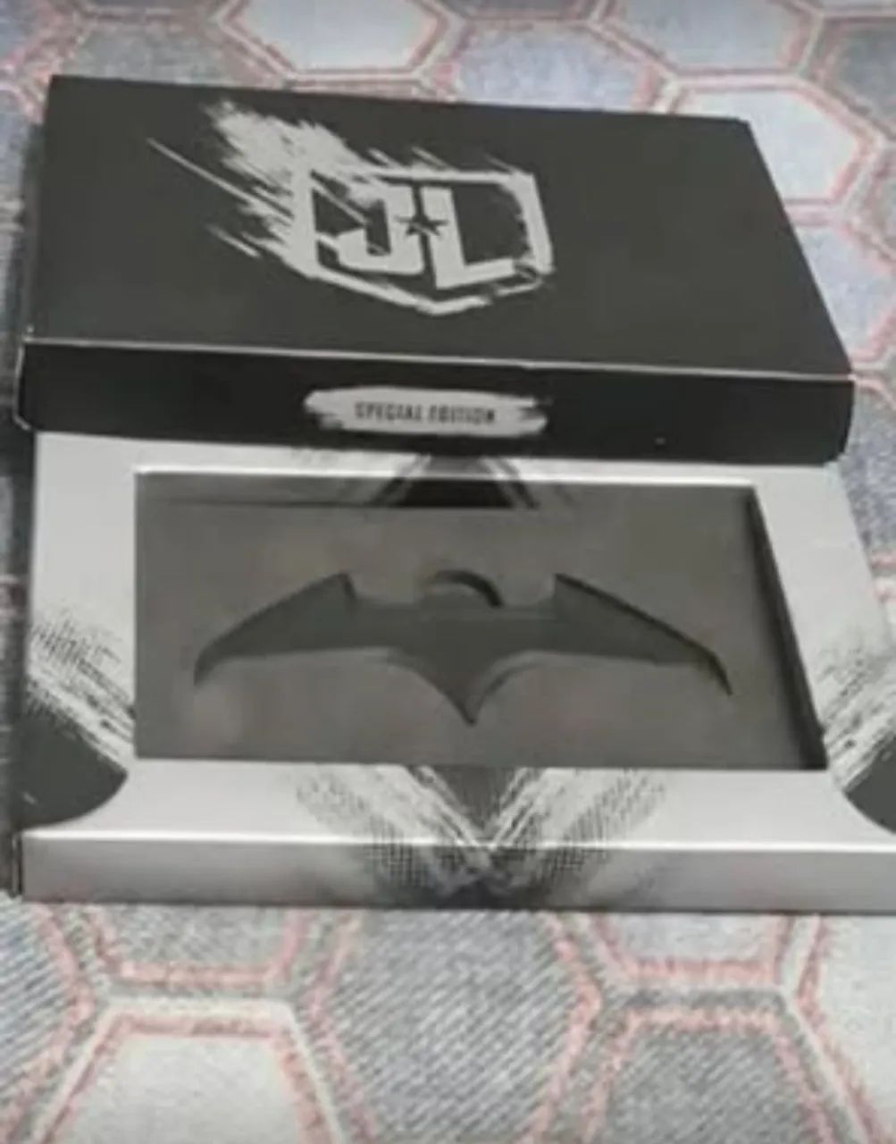 Bata Batarang Special Edition Justice League ( item coleção)