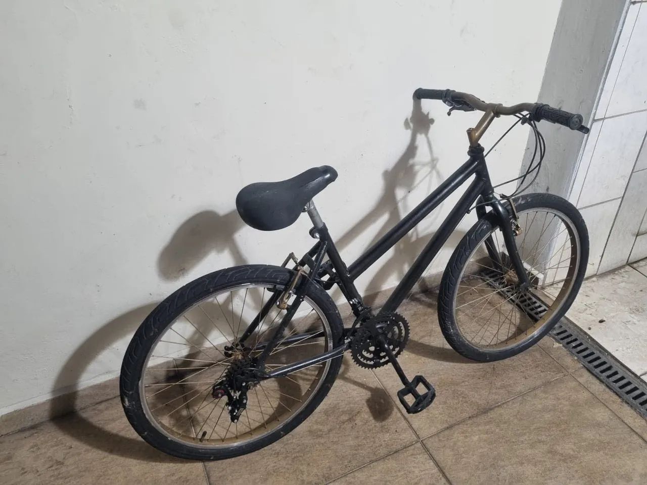 Bicicleta Aro 26 Usada - Pronta para usar ?  - Foto 3