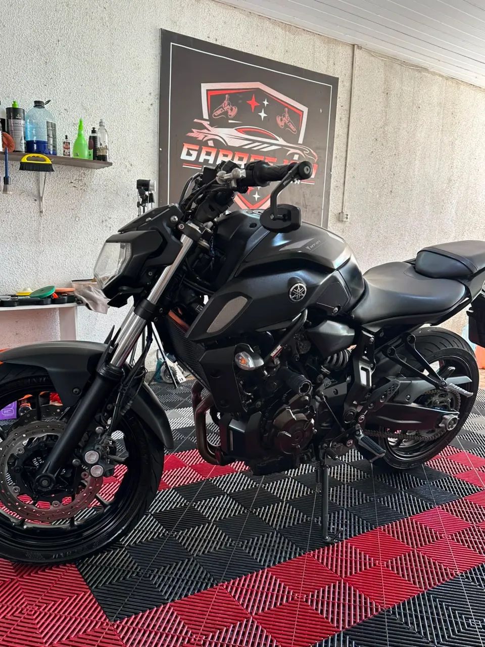 MT07 PRETA 2023