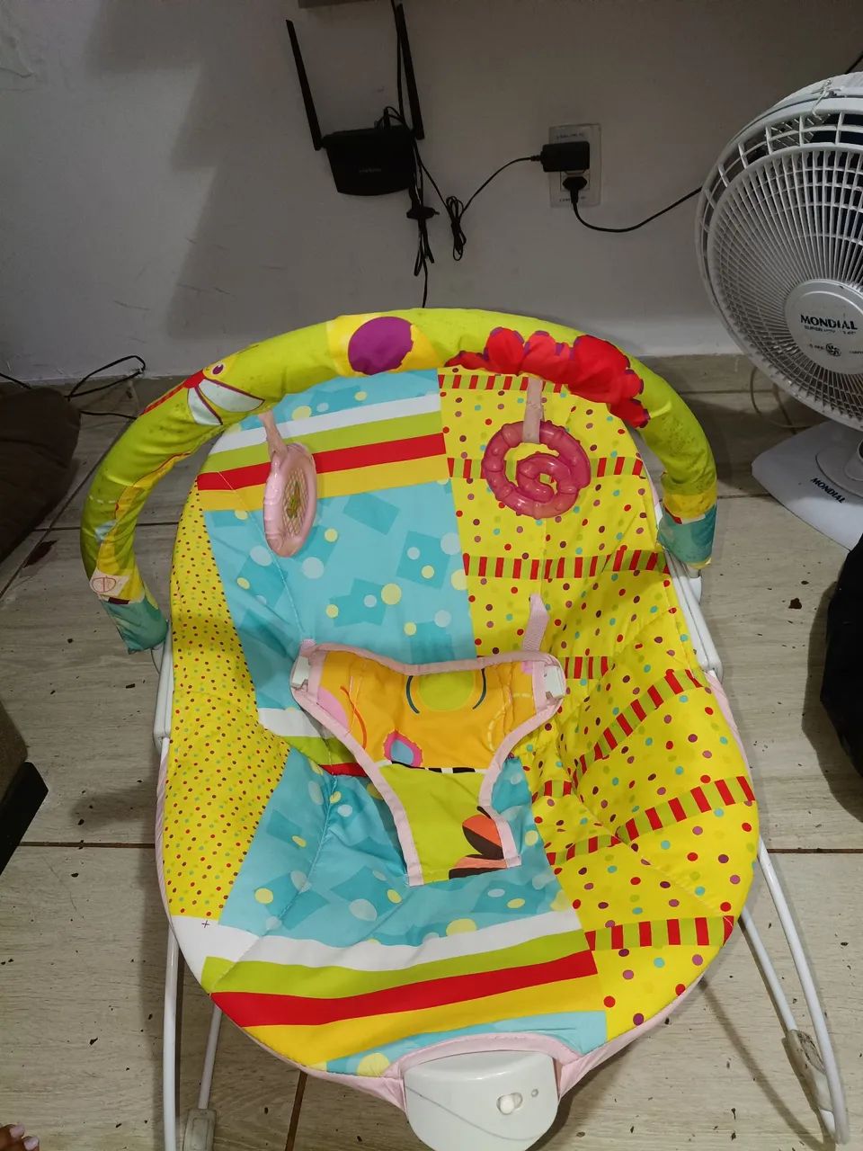 Cadeirinha de descanso infantil 