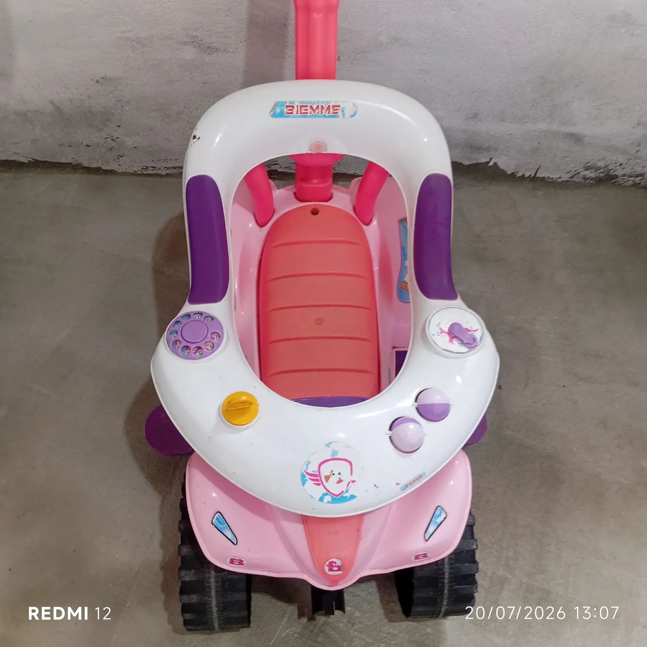 Carrinho de menina 