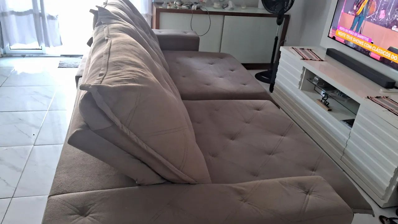 Sofá retrátil 5 lugares.  - Foto 4