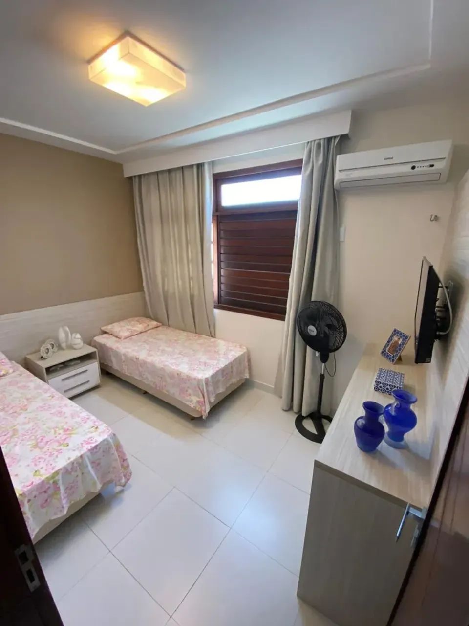 Imóvel para aluguel possui 200 metros quadrados com 5 quartos - Foto 3