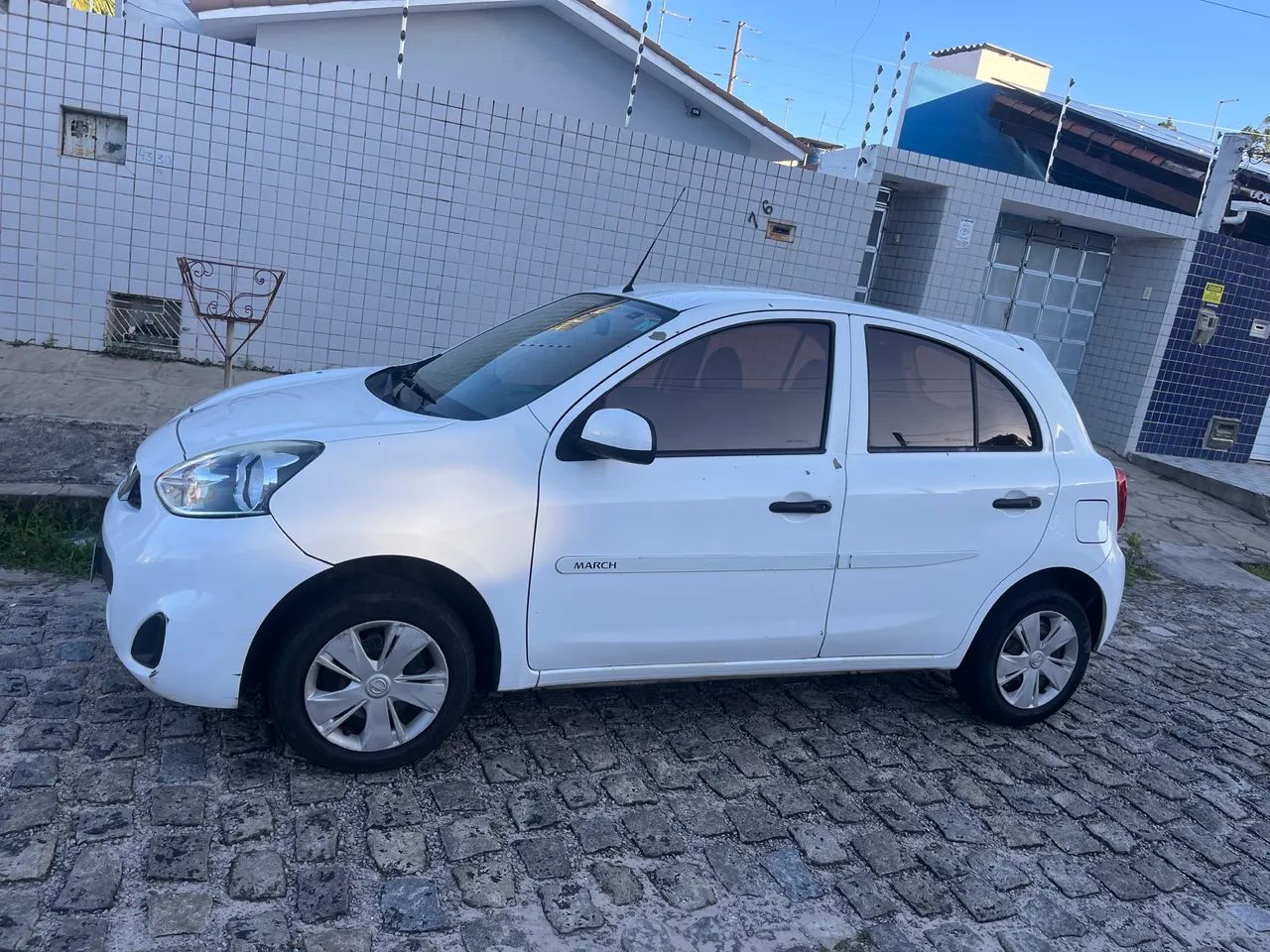 LOCAÇÃO DE VEÍCULO MOTORISTA APP