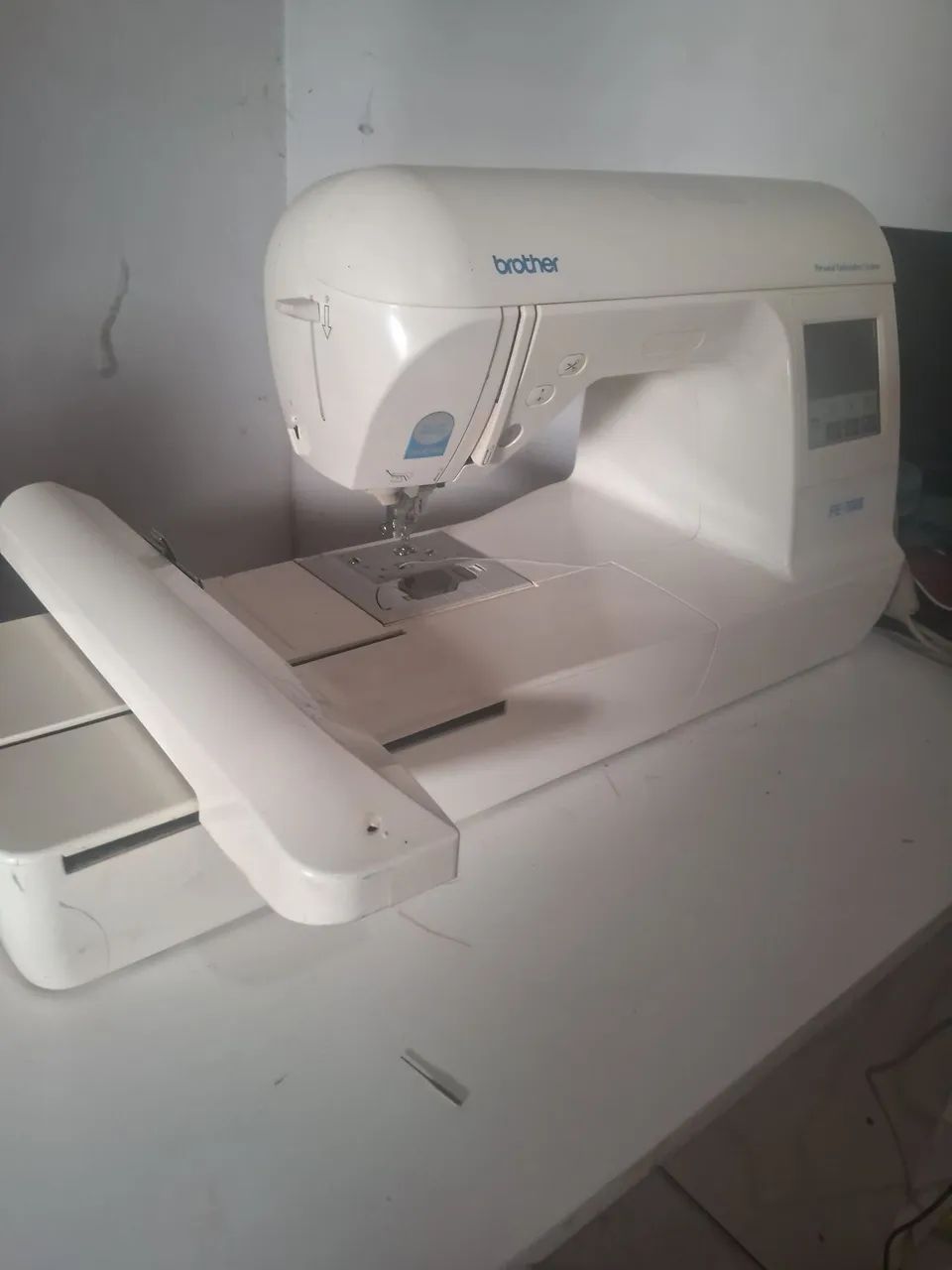 Bordadeira PE 700II
