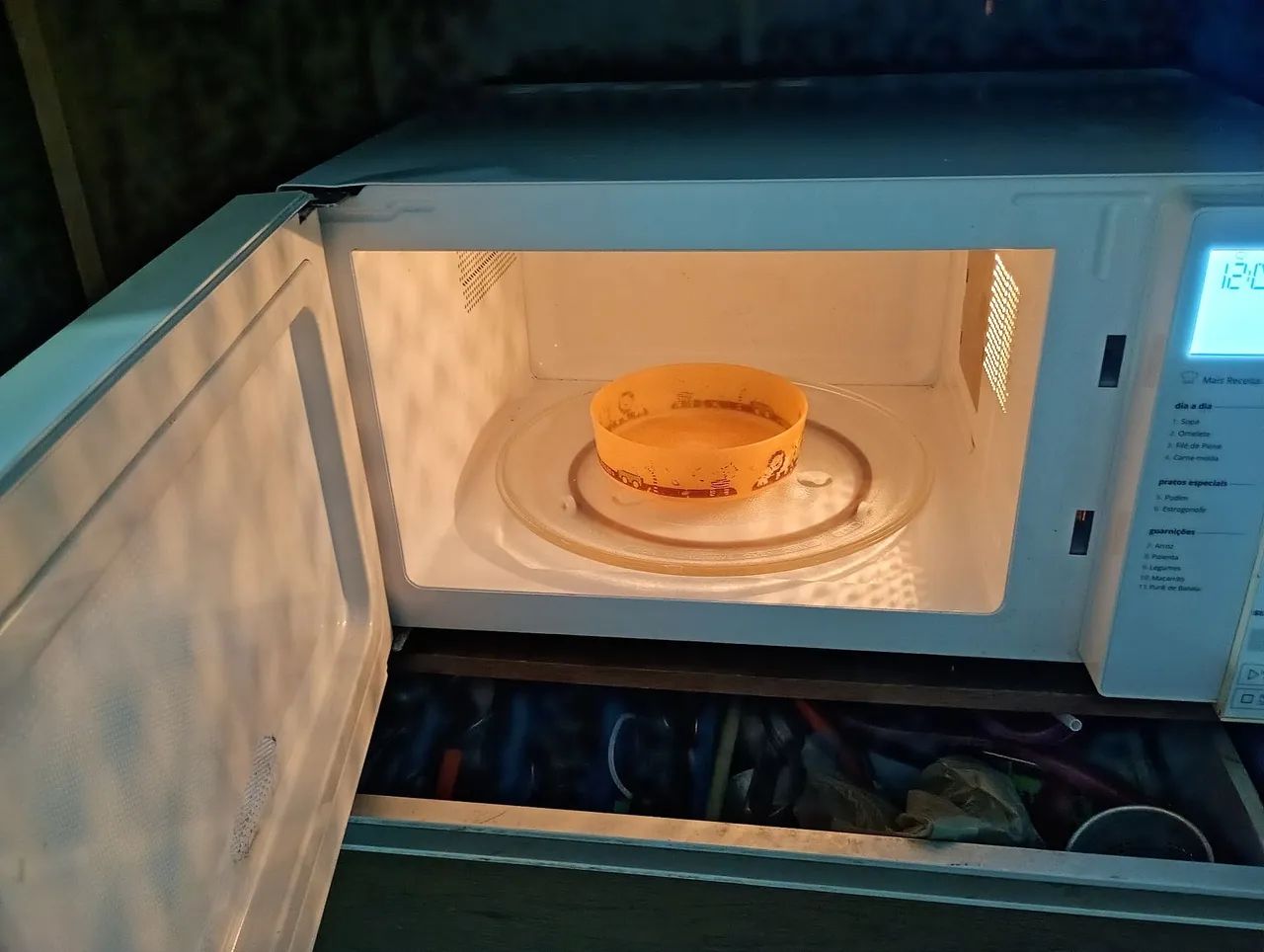 Lindo microondas Brastemp - Foto 3