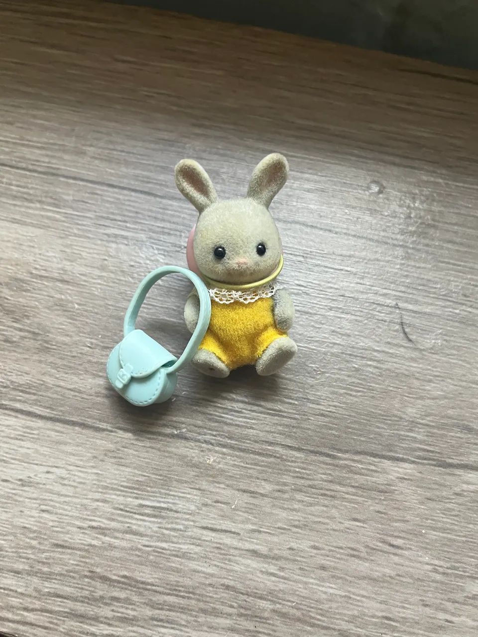 SYLVANIAN FAMILIES - BEBÊ COELHO CAUDA DE ALGODÃO