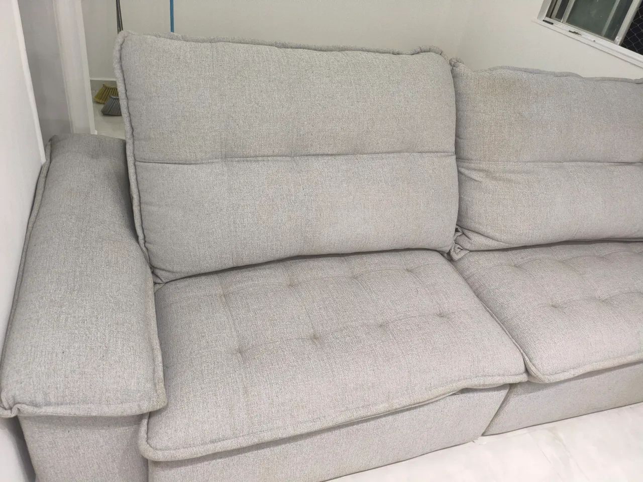 Vendo Sofá de Linho 4 lugares retrátil e reclinável  - Foto 2