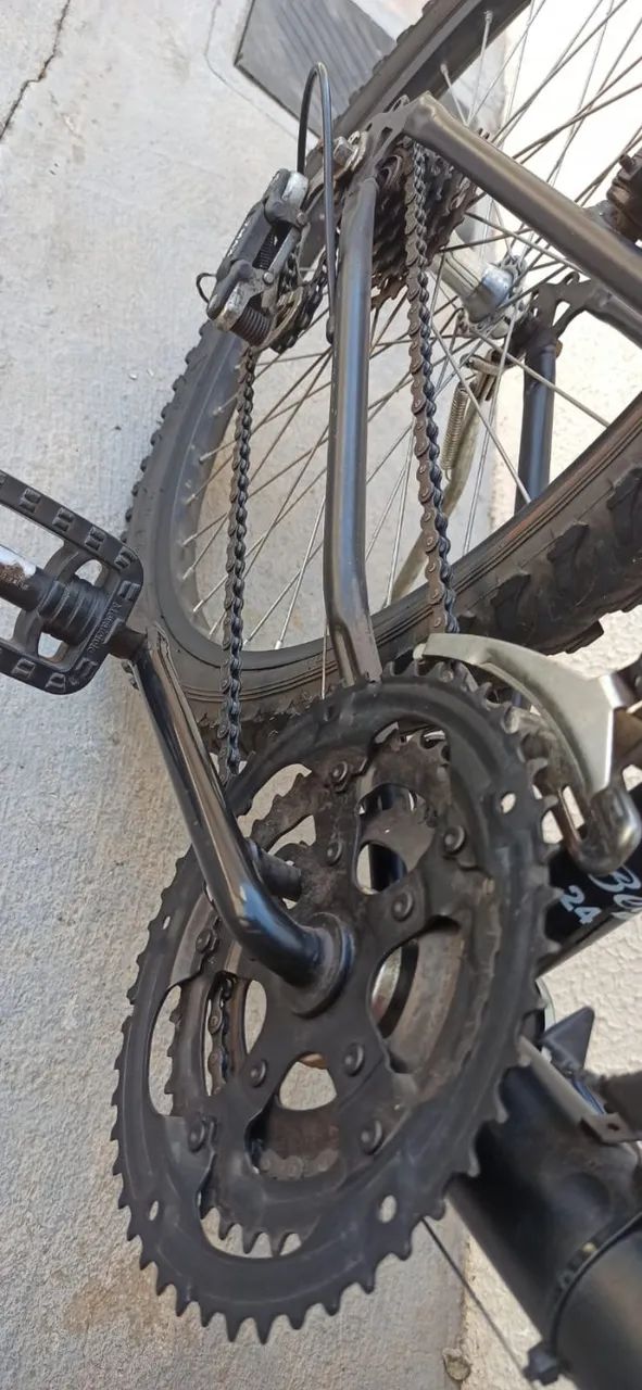 BICICLETA JUVENIL ARO 24 - PRONTA PARA USAR - Foto 5