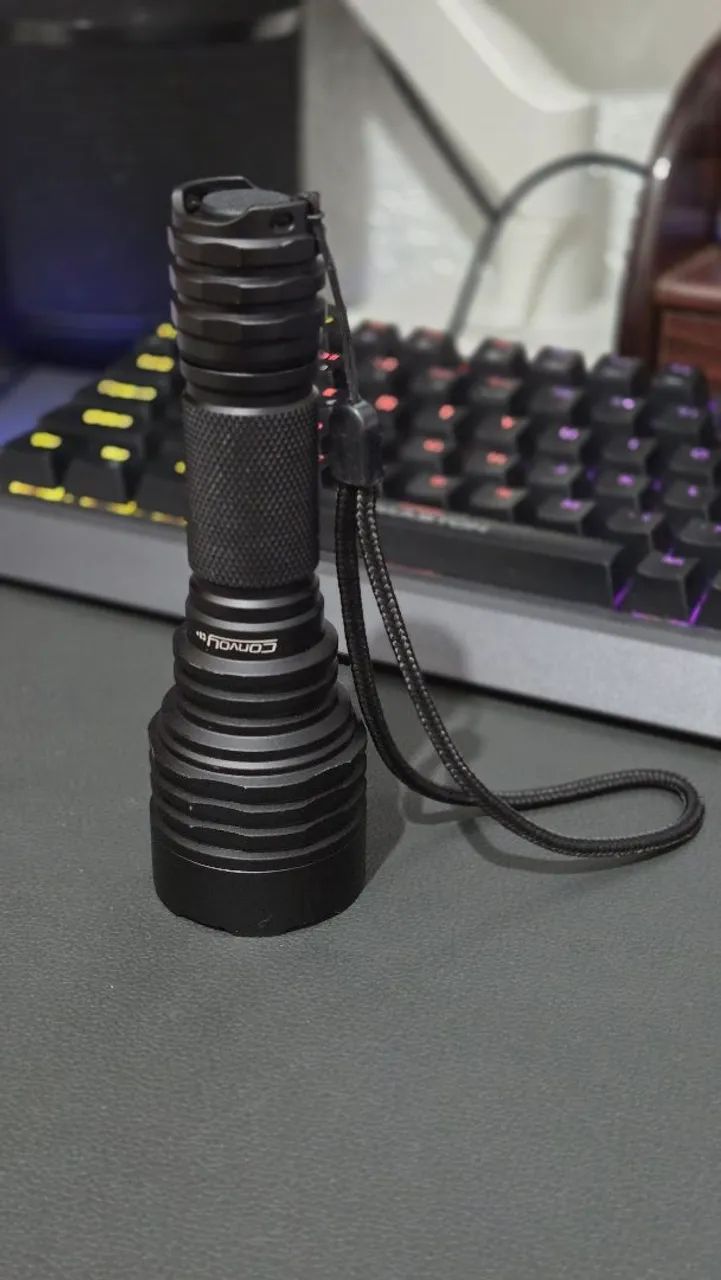 Lanterna luz vermelha Convoy C8 Red - Foto 3