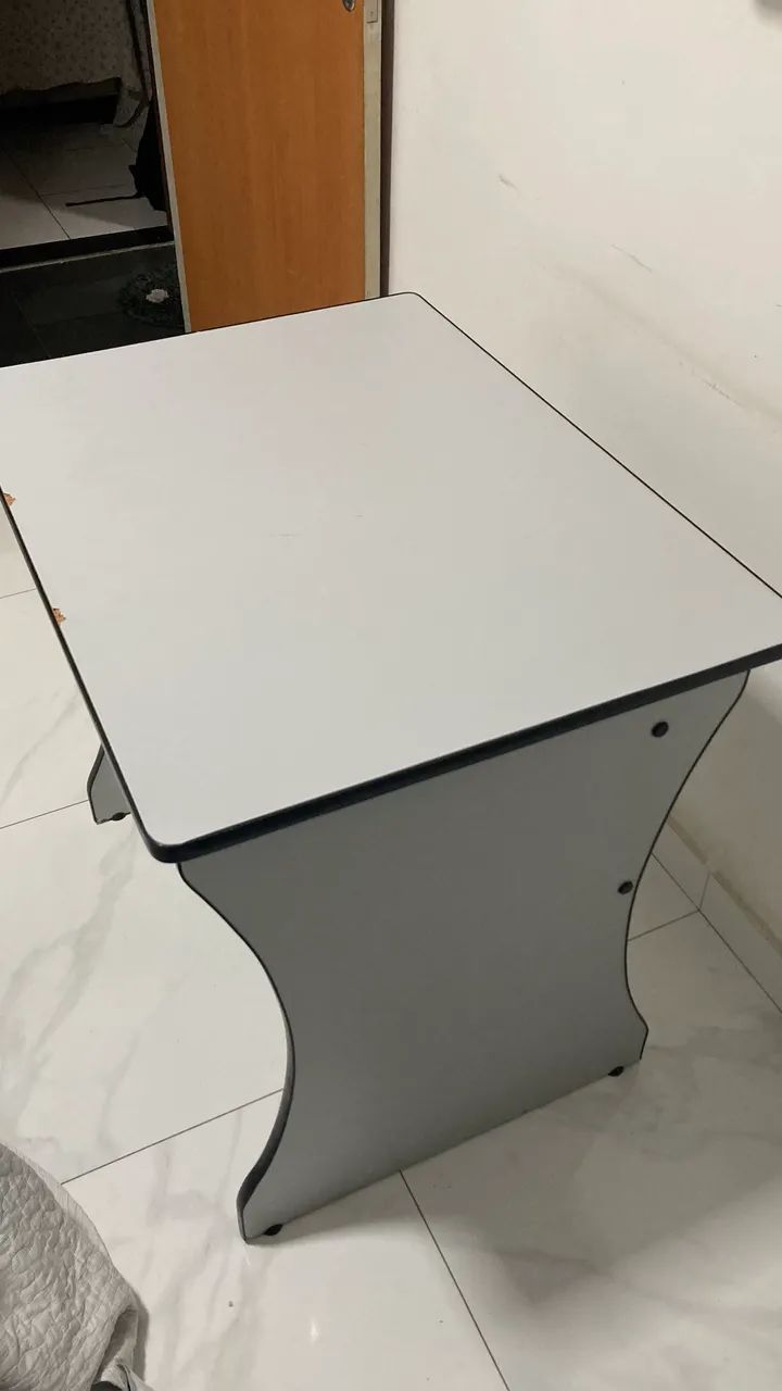 DOAÇÃO MESA DE ESCRITÓRIO - Foto 3