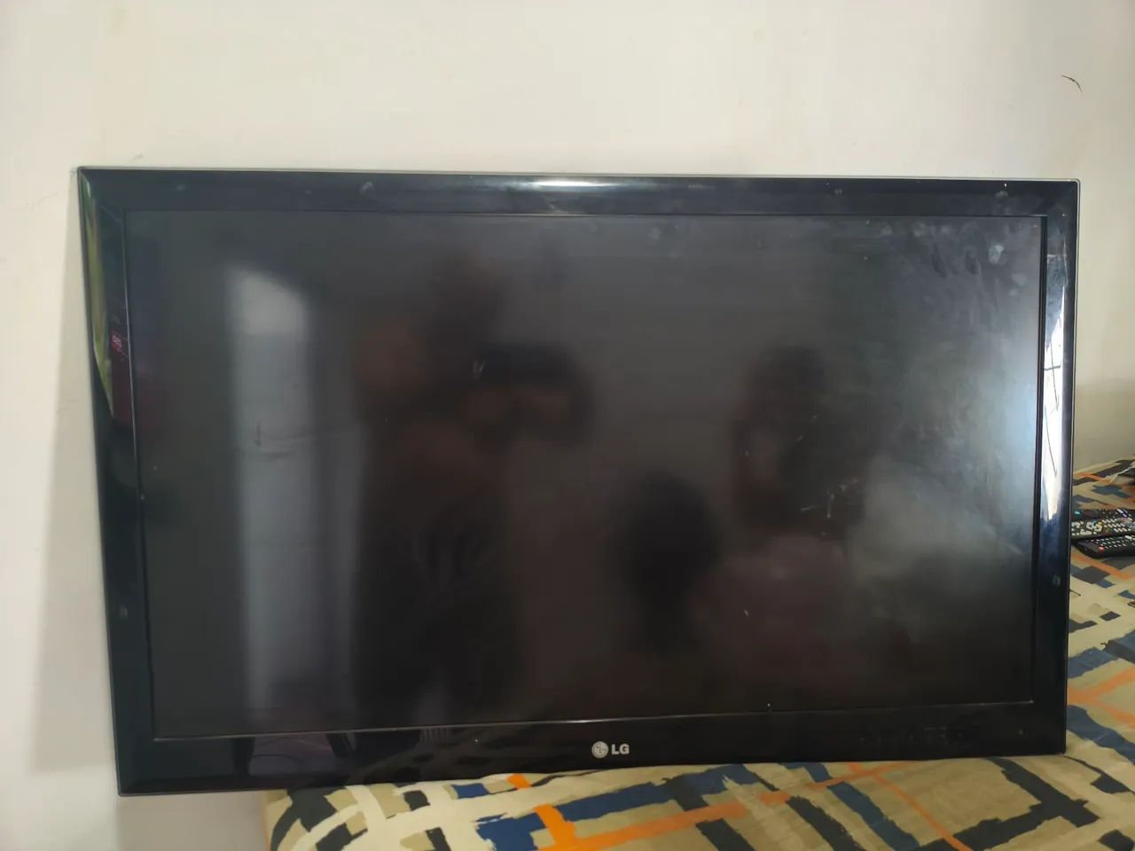 Televisão LG 42 polegadas funcionando perfeitamente com conversor digital integrado  - Foto 3