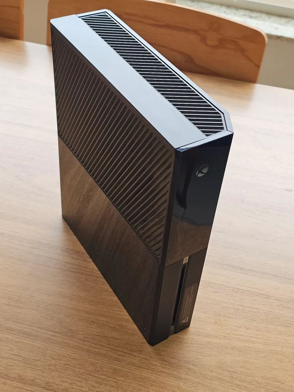 XBOX ONE 500GB COM KINECT E 8 JOGOS - REVISADO - Foto 2
