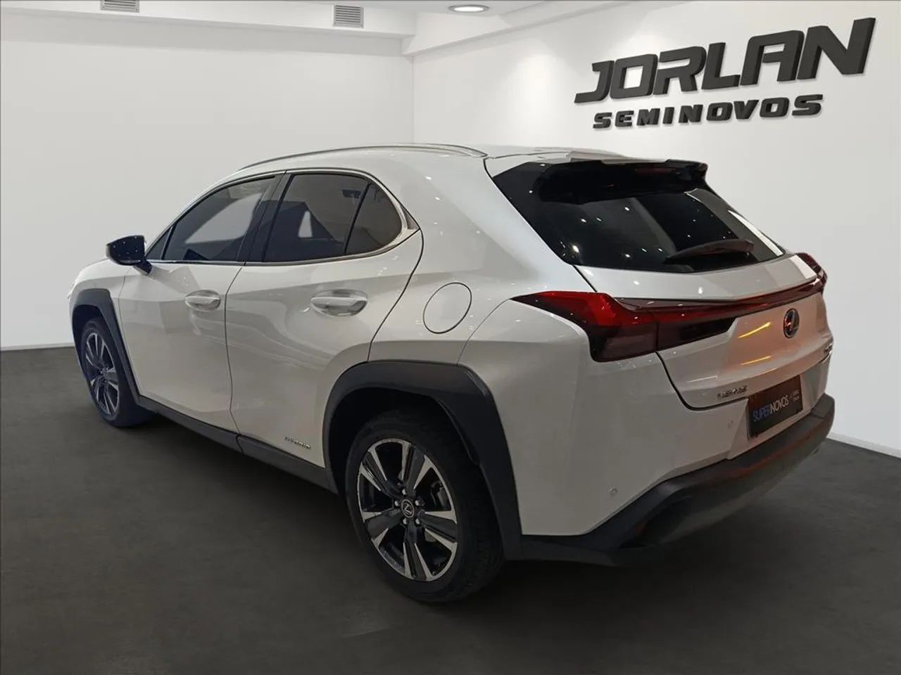 Lexus UX-250h Dynamic 2.0 16V Aut.(hybrid), foto 4 de 20