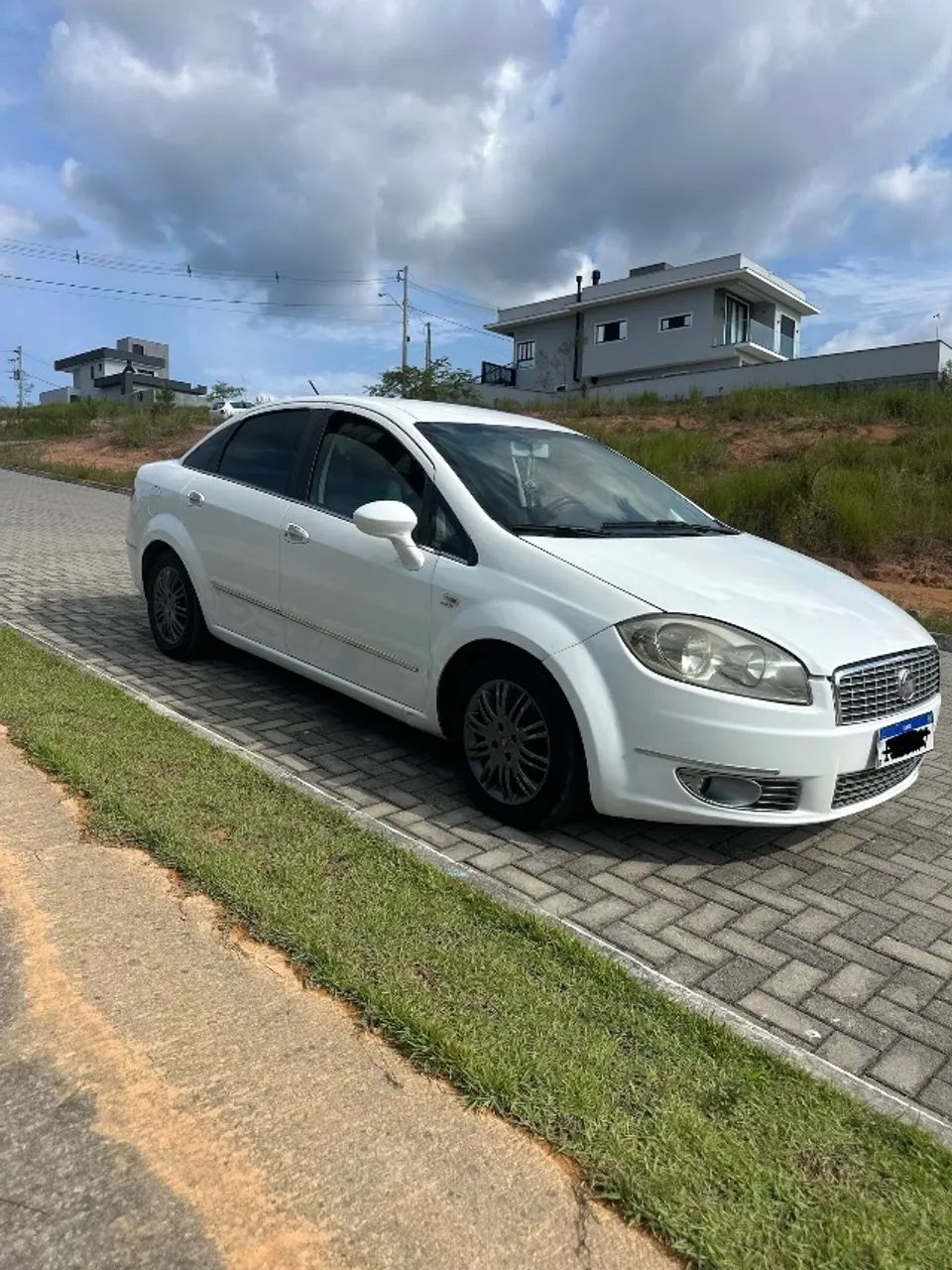 Fiat Linea Absolute 1.9/1.8 Flex Dualogic 4P 2009