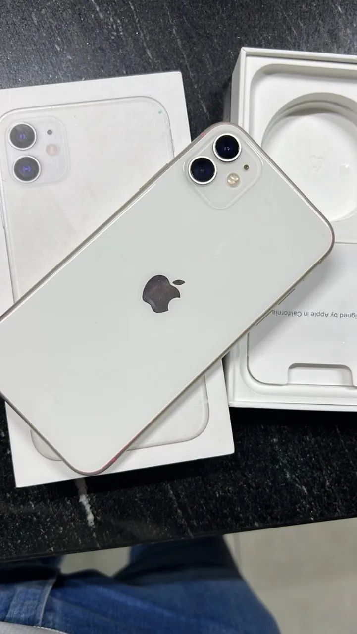 iPhone 11