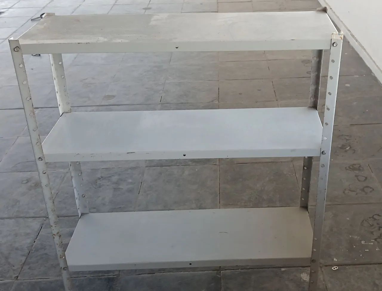 ESTANTE EM AÇO 3 PRATELEIRAS 