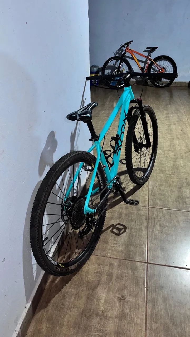 Vendo essa bicicleta, muito boa!!!