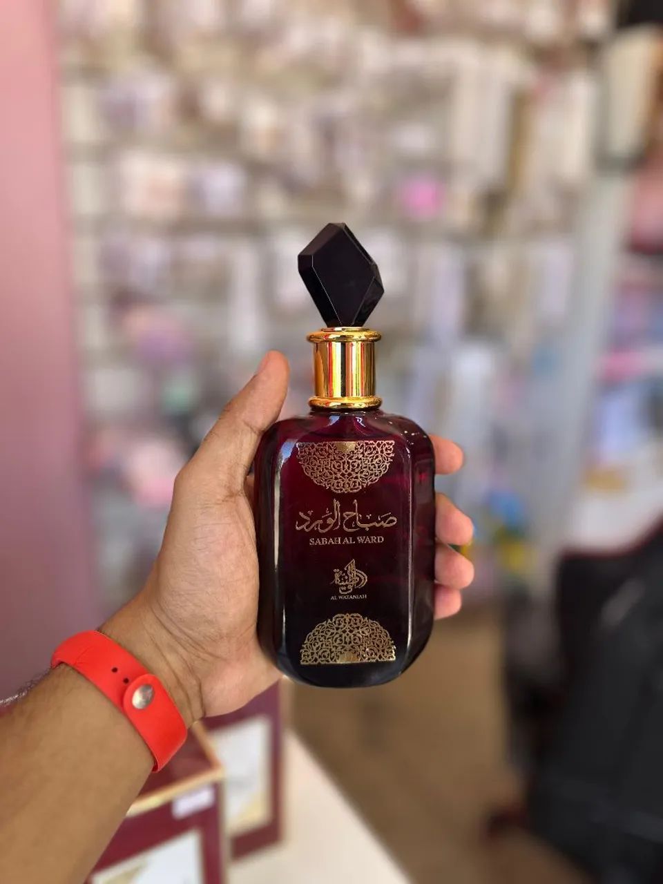 Perfume árabe Sabah al Ward lacrado  - Foto 4