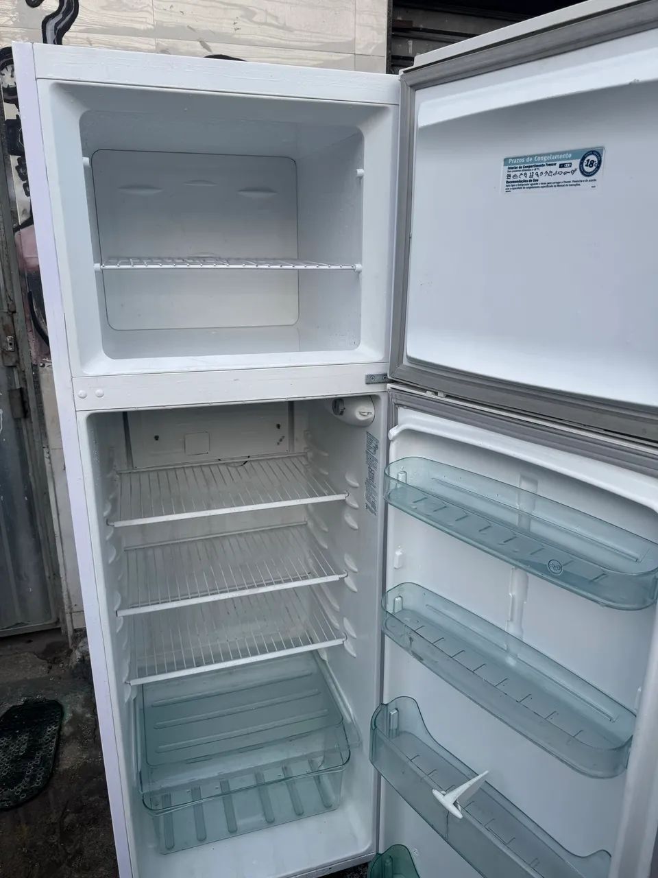 Vendo Geladeira Electrolux Duplex R$ 900 - Foto 5