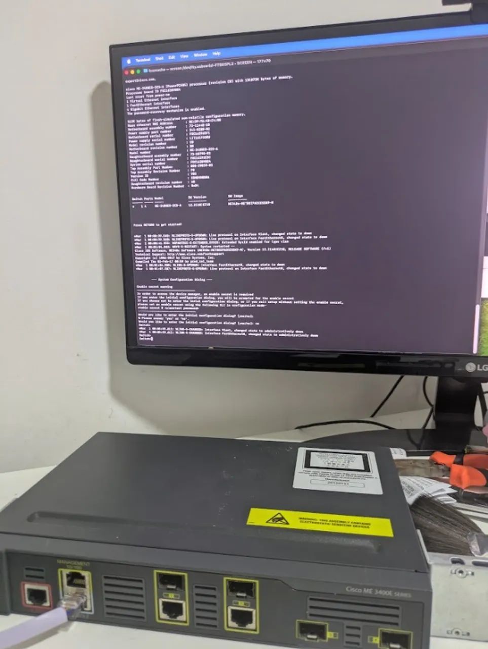 Switch Cisco ME3400EG-2CS-A