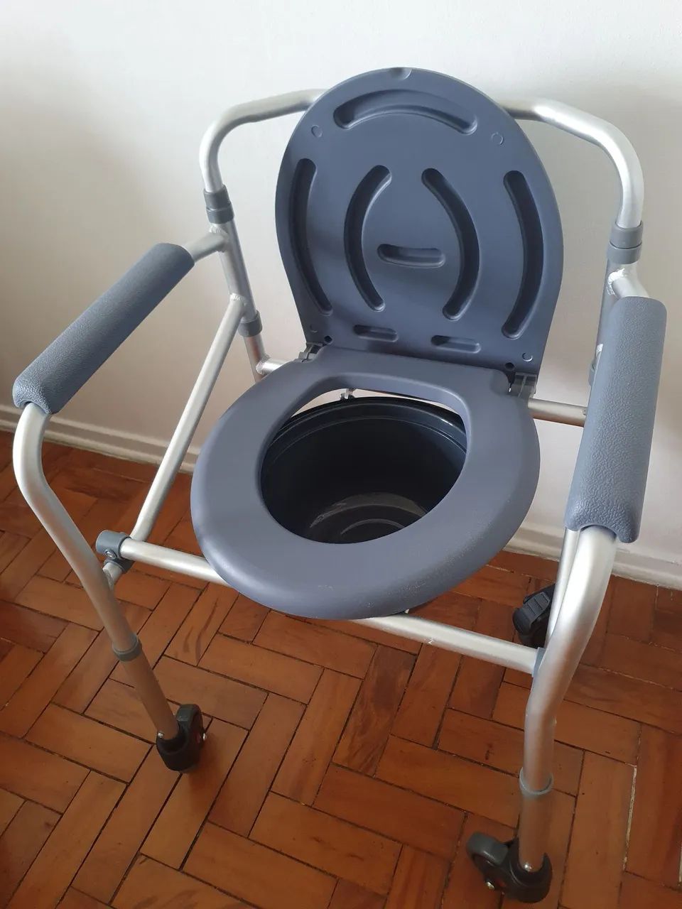 Cadeira de banho - Foto 2