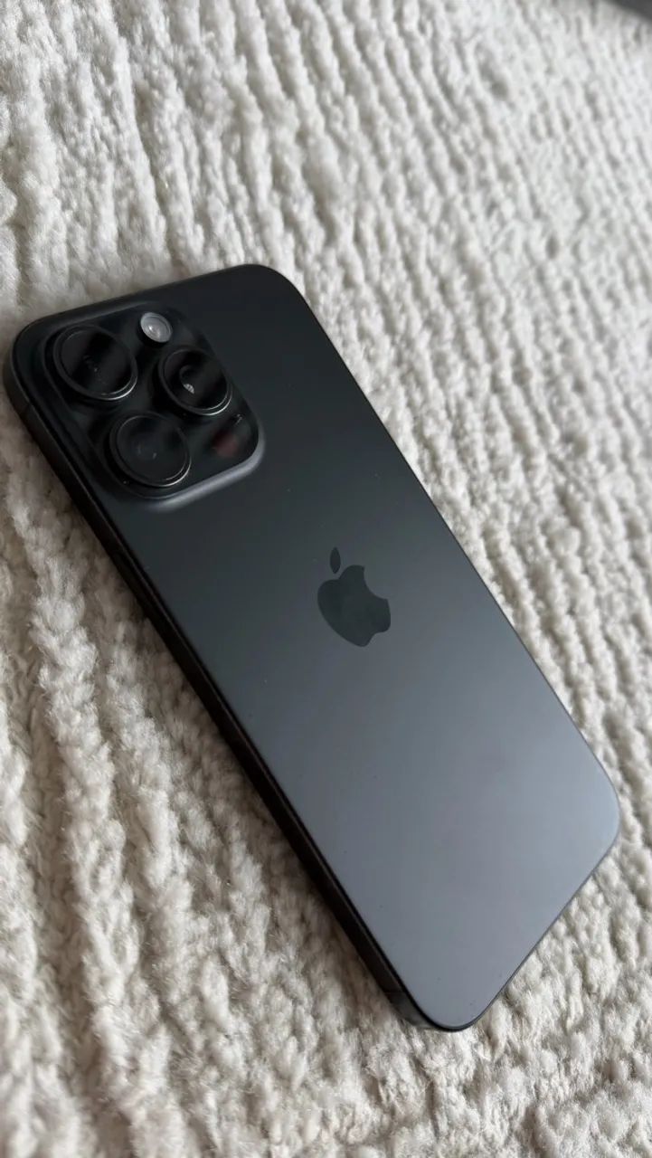 iPhone 15 Pro Max  - Foto 2