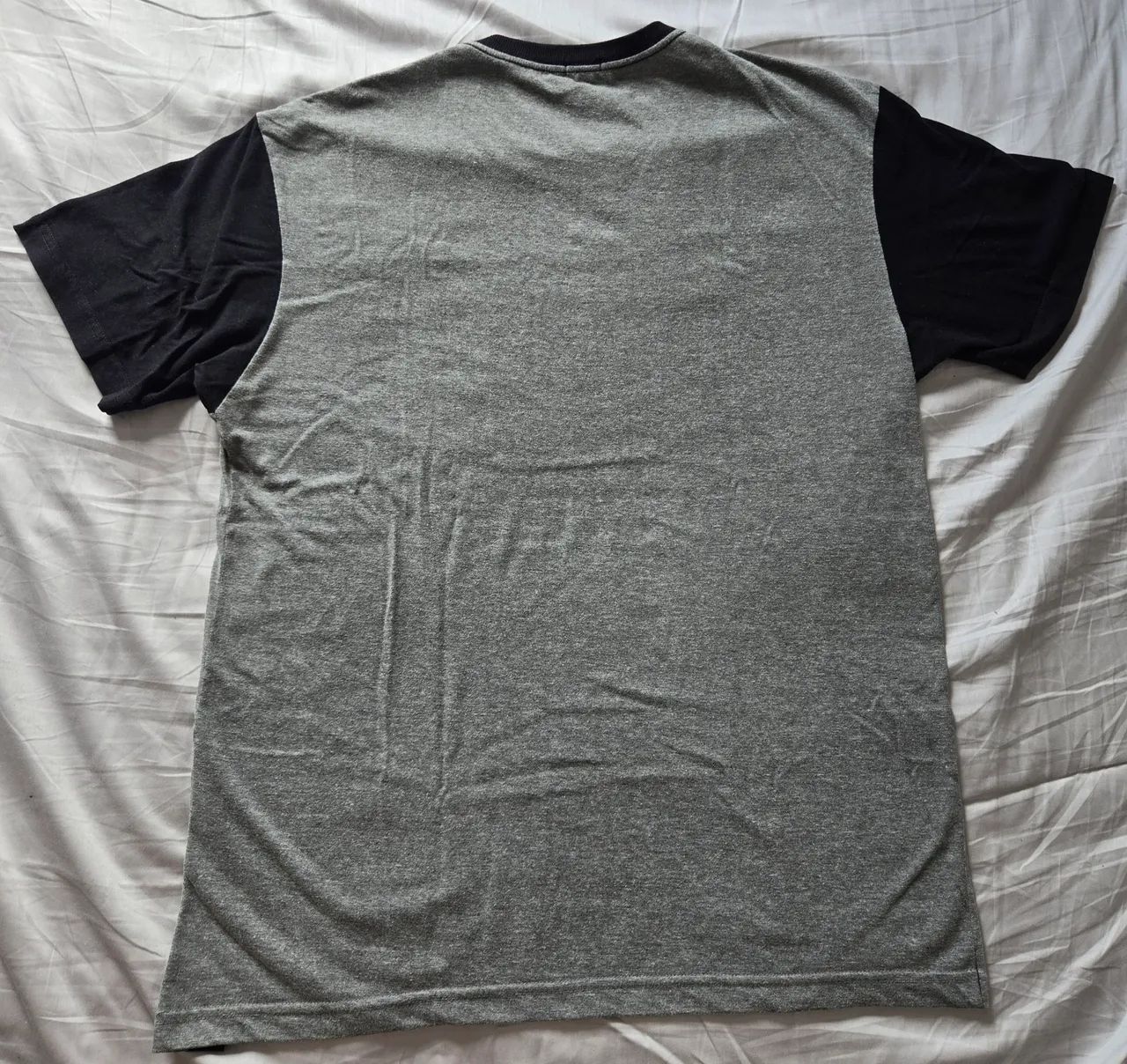 Camiseta Blunt M - Macaco jogando Baseball - Foto 3