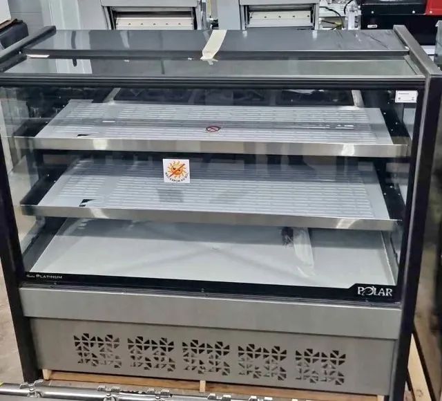 BALCÃO REFRIGERADO 1,25 M 2 PLACAS PLATINUM POLAR - NOVA