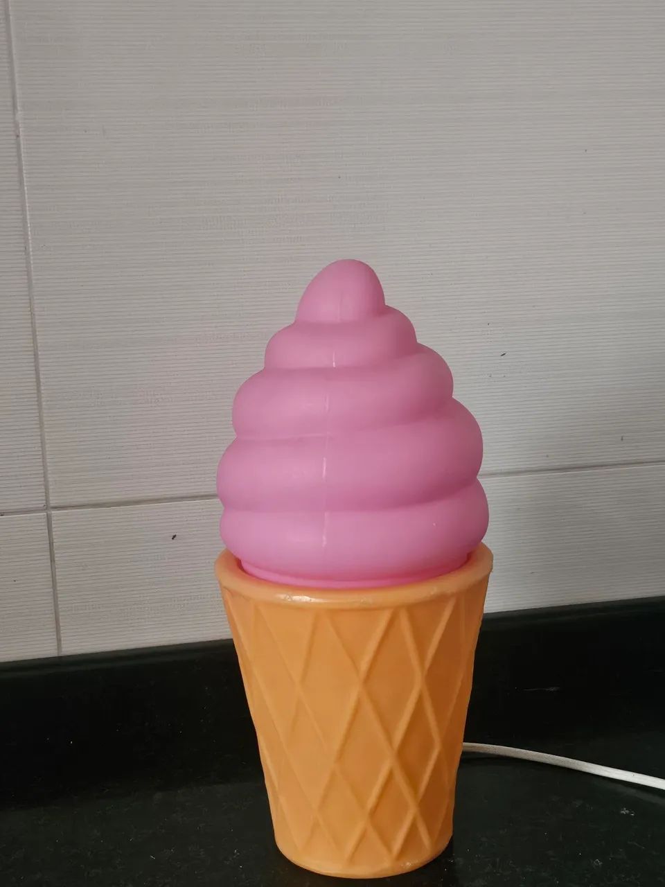 Abajour em formato de sorvete. - Foto 4