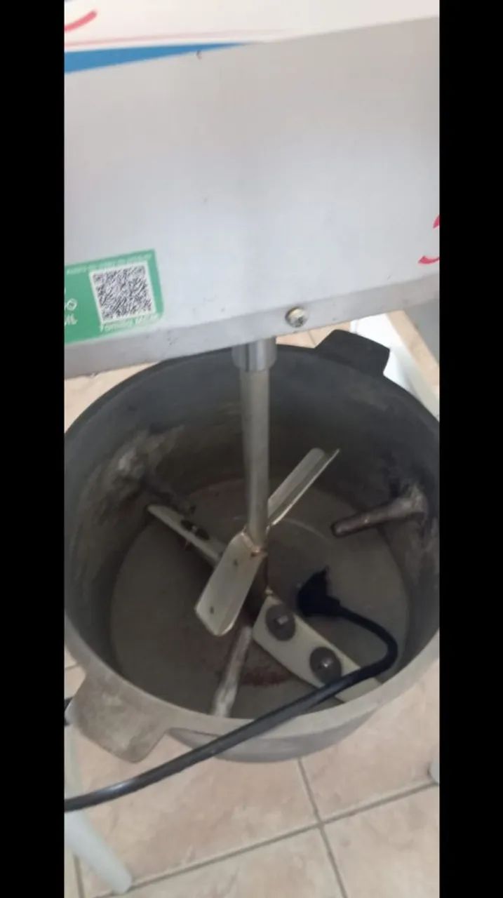 MÁQUINA DE COZIMENTO E MISTURADORA - Foto 2