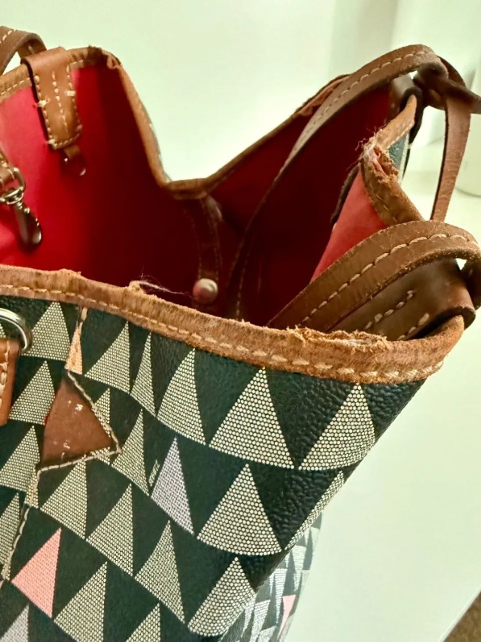Bolsa Schutz nina triangle - Foto 3