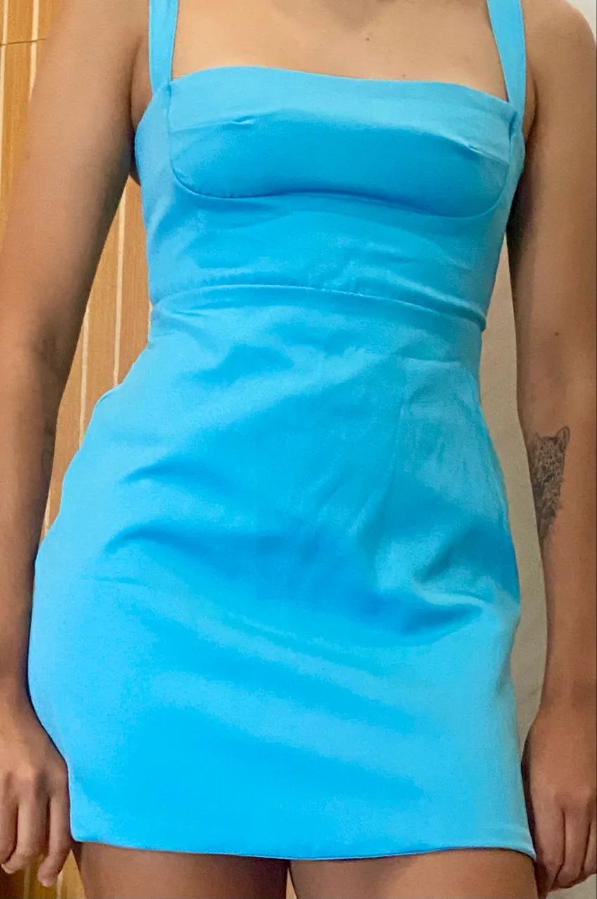 Vestido azul mídi curto 