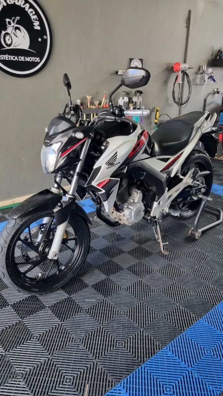 CB TWISTER 250 Honda - Foto 3